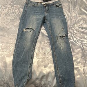 Q2 Light Blue Distressed Skinny Jeans